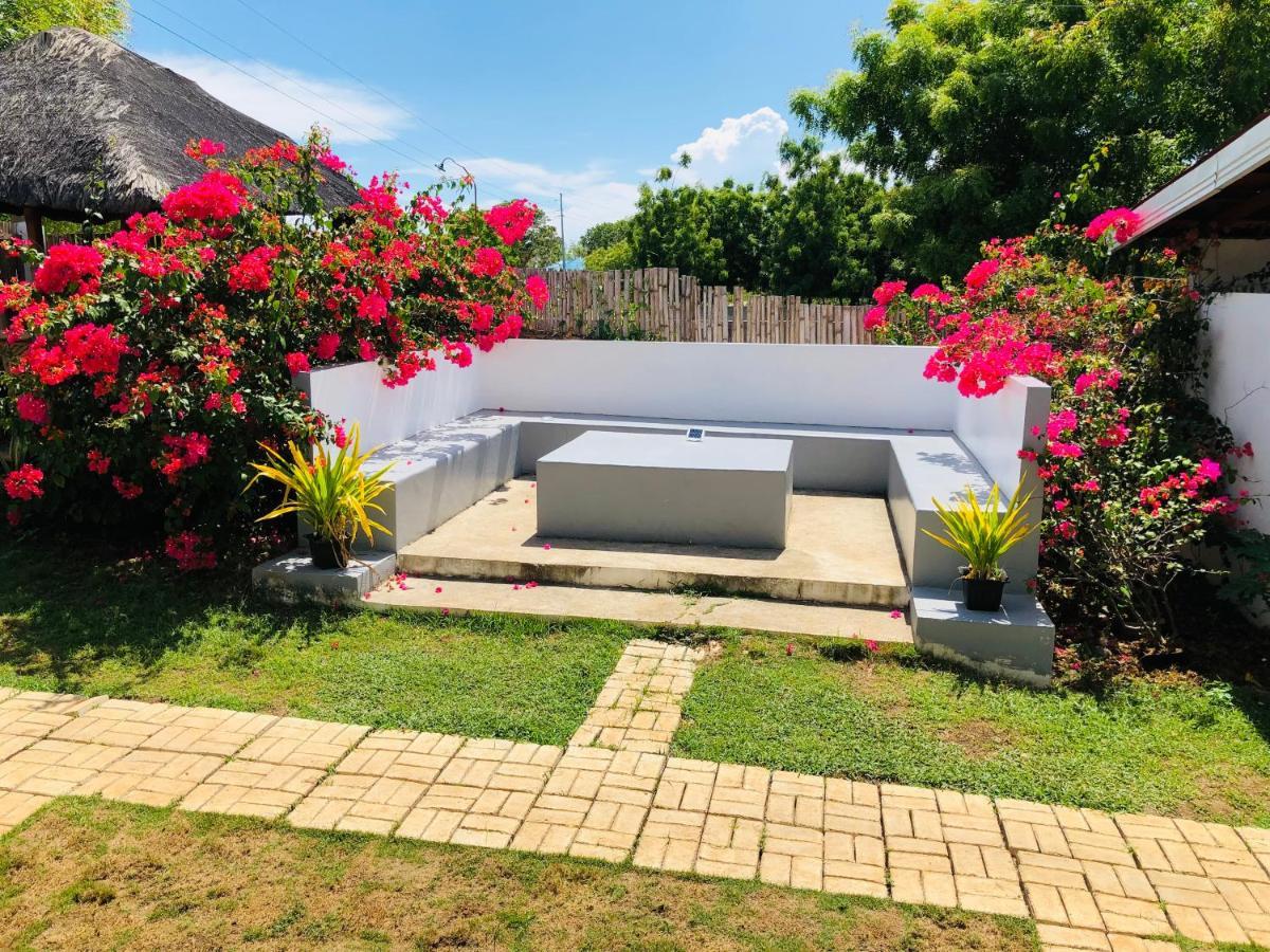 Paradise Beach Guest House Santa Fe  Esterno foto